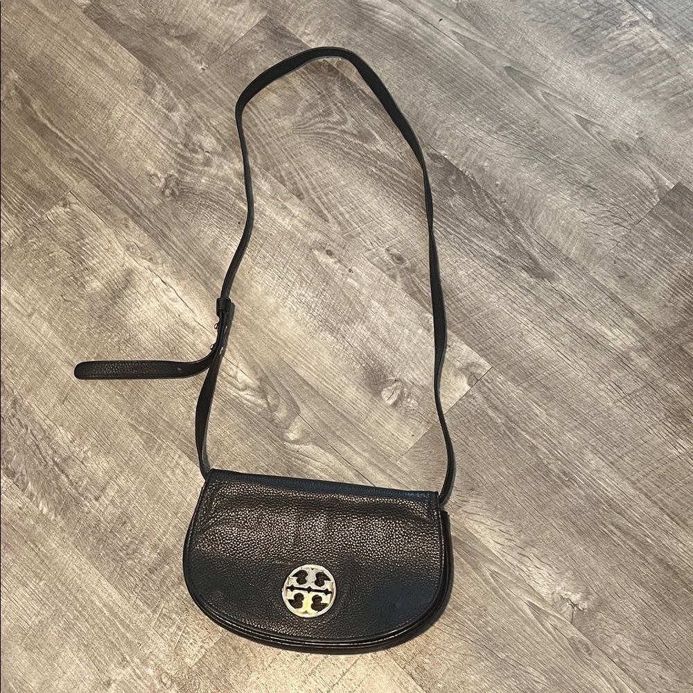 Tory Burch Black Pebbled Leather Half-Moon Crossbody with Gold Logo